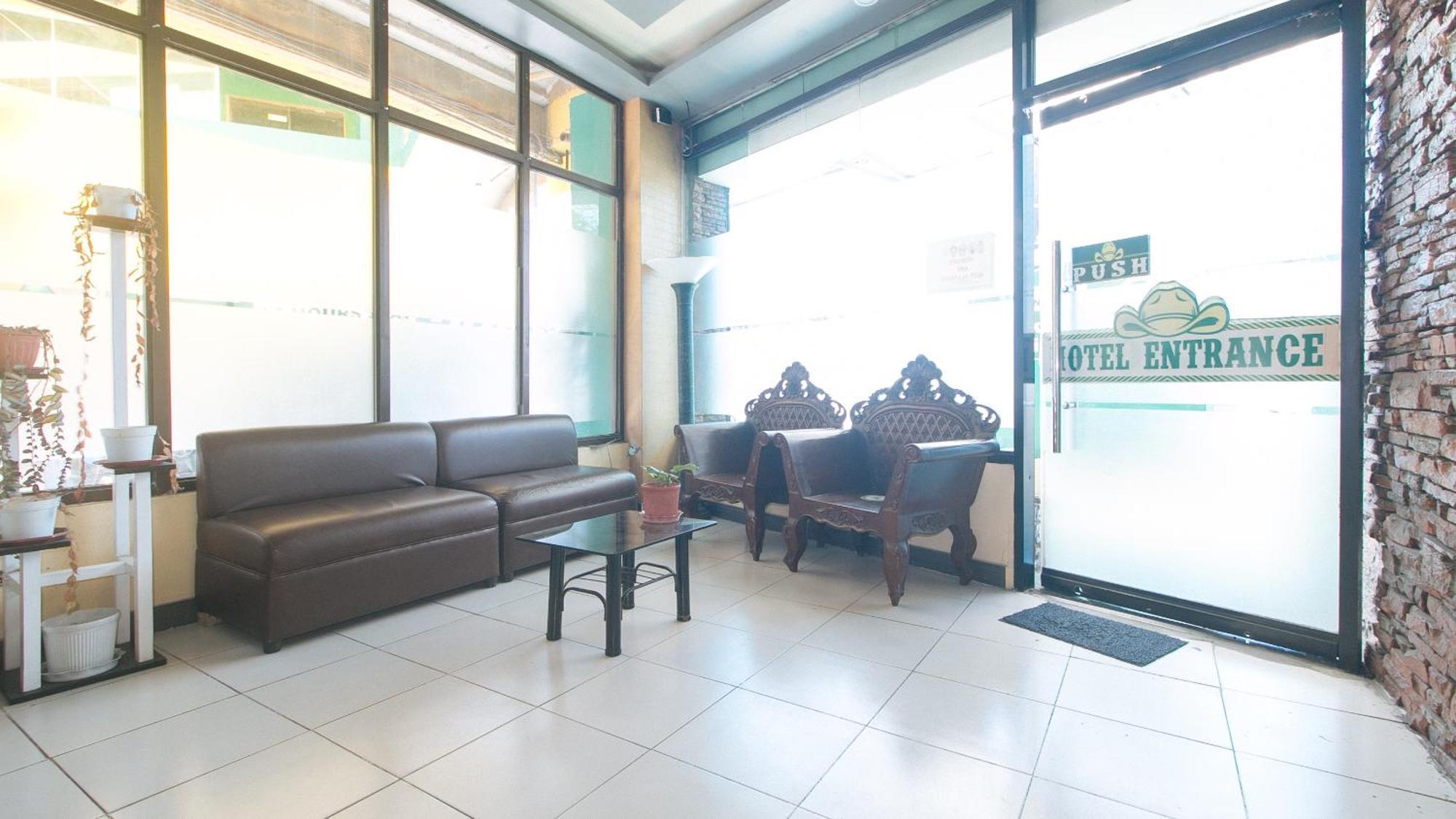 Reddoorz Near Sm City Muntinlupa San Pedro  Eksteriør billede
